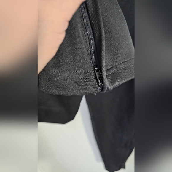 Adidas Black Track Pants with White Stripes Zipper Leg Opening Climalite Size M - Picture 4 of 6